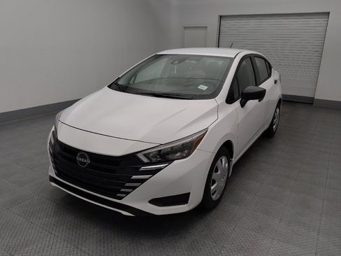Used 2025 Nissan Versa S w/ Trunk Package FWD image 15