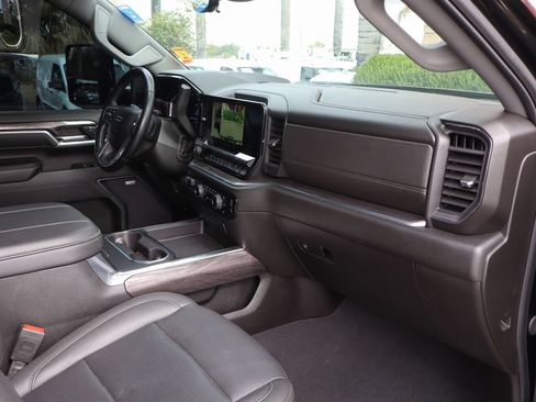 Used 2024 Chevrolet Silverado 2500 LTZ w/ LTZ Plus Package AWD/4WD image 47