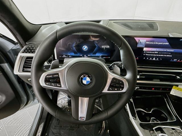 New 2027 BMW X7 xDrive40i w/ M Sport Package AWD/4WD image 11