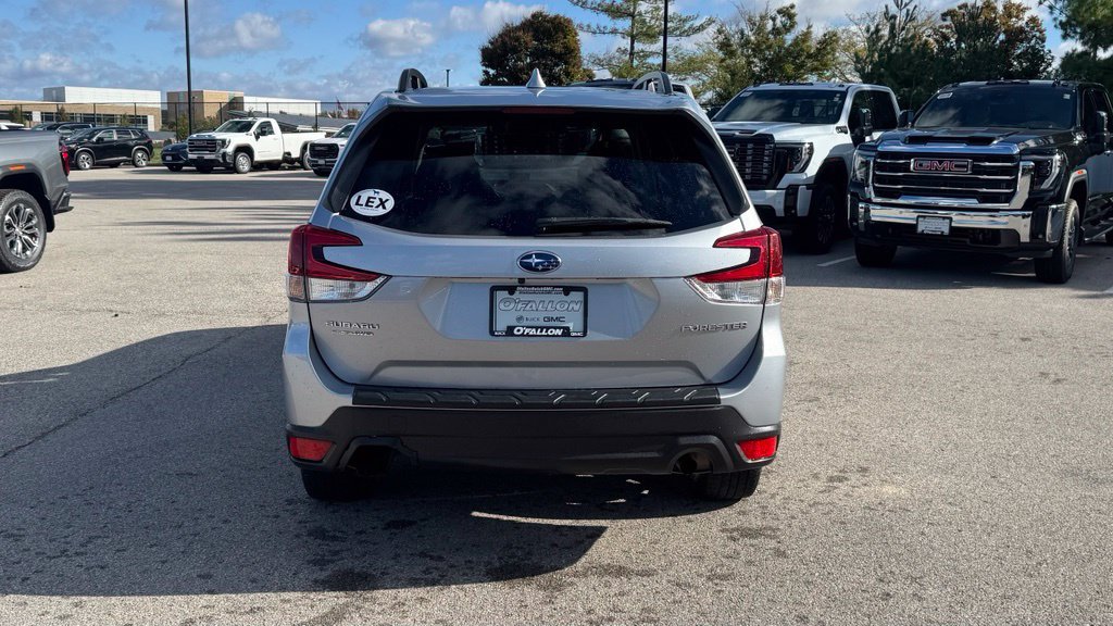 Used 2019 Subaru Forester Premium w/ Popular Package #1 AWD/4WD image 3