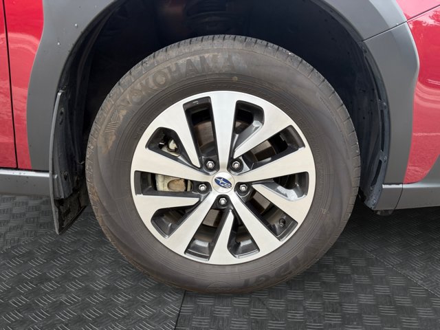 Certified 2025 Subaru Outback Premium AWD/4WD image 14