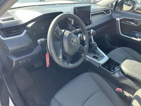 Used 2023 Toyota RAV4 XLE AWD/4WD image 13