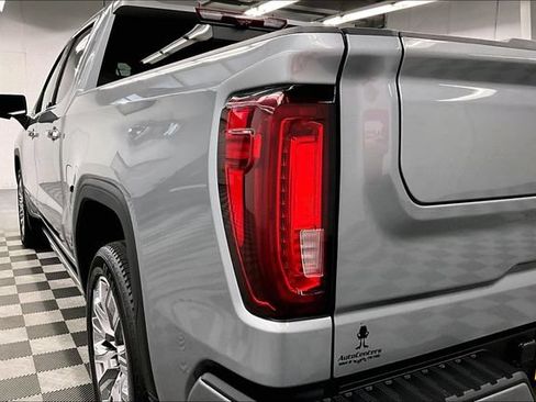 Used 2023 GMC Sierra 1500 Denali w/ Denali Reserve Package AWD/4WD image 38
