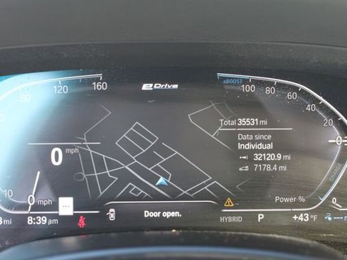 Used 2022 BMW X5 xDrive45e w/ M Sport Package image 19