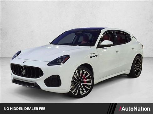 Used 2023 Maserati Grecale Modena AWD/4WD image 1