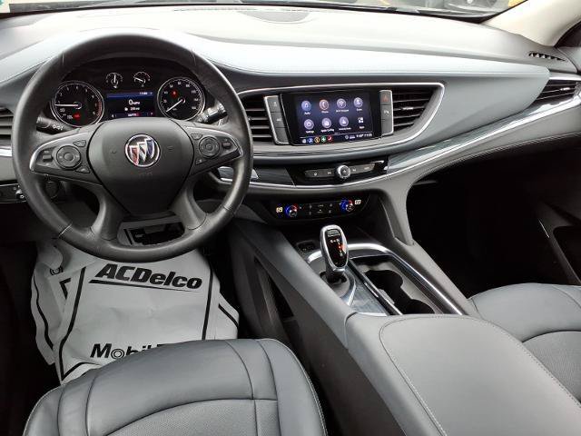 Used 2021 Buick Enclave Essence AWD/4WD image 11