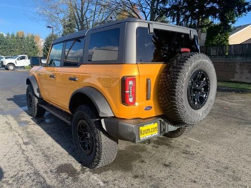 Certified 2022 Ford Bronco Wildtrak image 3