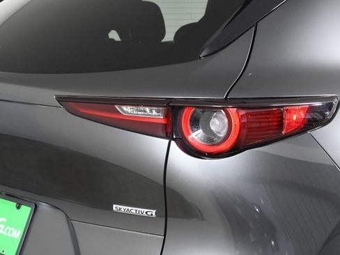 Used 2022 MAZDA CX-30 AWD 2.5 S w/ Select Package image 32