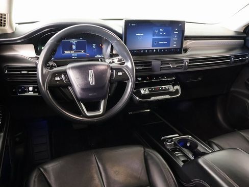 Used 2023 Lincoln Corsair Reserve w/ Equipment Group 201A image 2