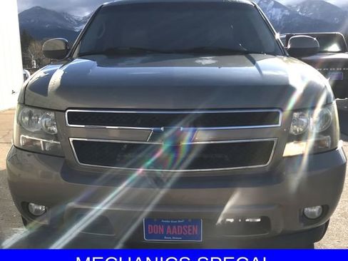 Used 2007 Chevrolet Tahoe LT w/ LT Preferred Equipment Group image 2