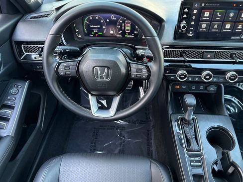 Certified 2025 Honda Civic Sport Touring image 28