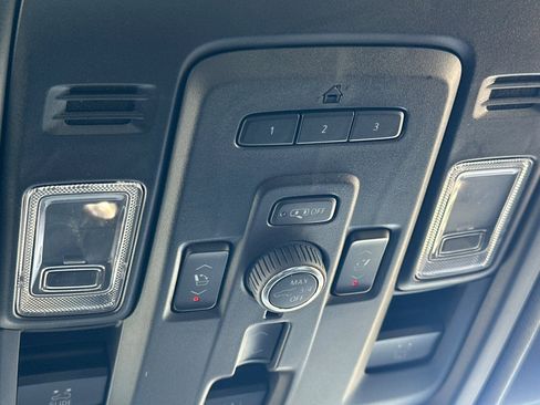 Used 2023 Chevrolet Tahoe Premier image 23