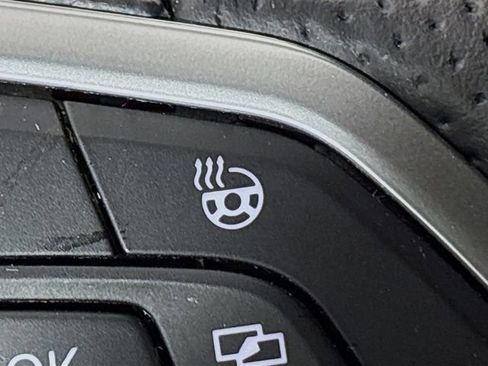 Used 2022 Volkswagen Atlas Cross Sport SEL Premium R-Line image 37