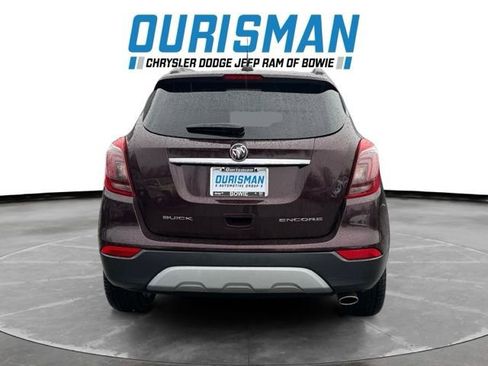 Used 2018 Buick Encore Preferred image 4