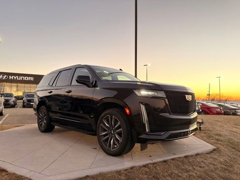 Used 2023 Cadillac Escalade Sport image 11