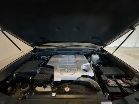 Used 2021 Toyota Land Cruiser image 27
