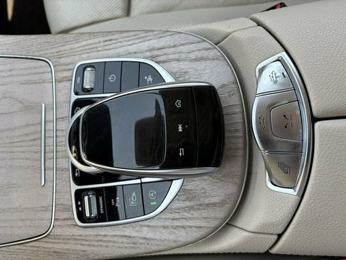 Used 2019 Mercedes-Benz E 450 Cabriolet image 17
