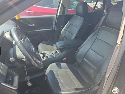 Used 2019 GMC Terrain Denali w/ LPO, 'HIT The Road' Package FWD image 3