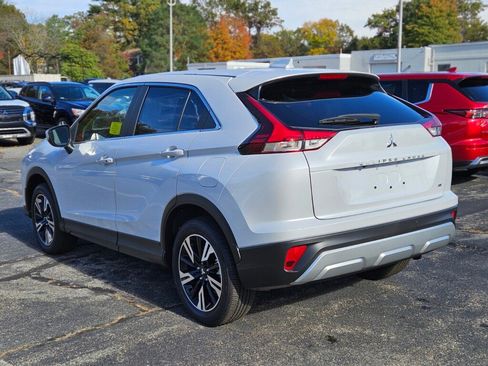New 2025 Mitsubishi Eclipse Cross SE image 3