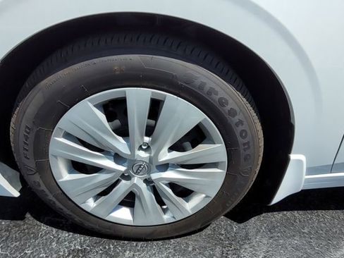 Used 2025 Nissan Sentra S w/ Trunk Package FWD image 5