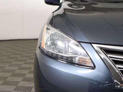 Used 2014 Nissan Sentra S image 8