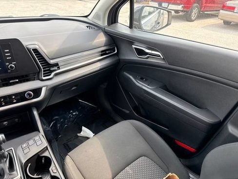 Used 2024 Kia Sportage LX AWD/4WD image 19