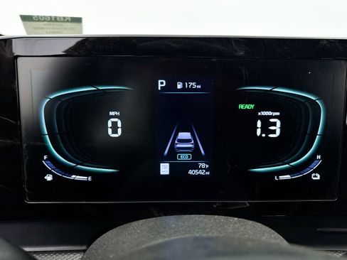 Used 2023 Kia Sportage LX image 30