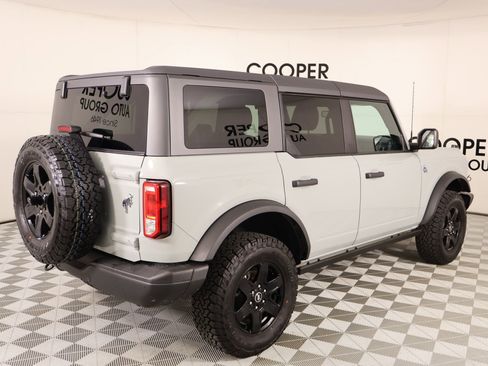 Used 2024 Ford Bronco Black Diamond AWD/4WD image 23