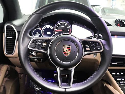 Used 2019 Porsche Cayenne S AWD/4WD image 33