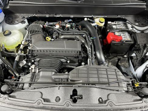 New 2026 Ford Maverick XL image 25