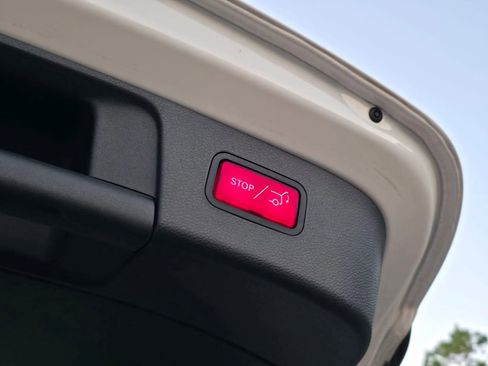 Used 2018 Mercedes-Benz GLA 250 image 31