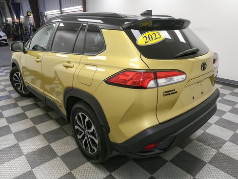 Used 2023 Toyota Corolla Cross AWD Hybrid image 9