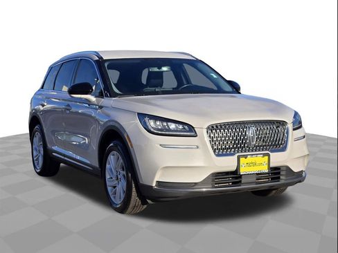 Used 2022 Lincoln Corsair FWD image 3