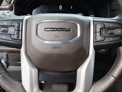 Certified 2023 GMC Yukon XL Denali image 23