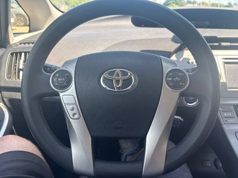 Used 2015 Toyota Prius Two FWD image 10