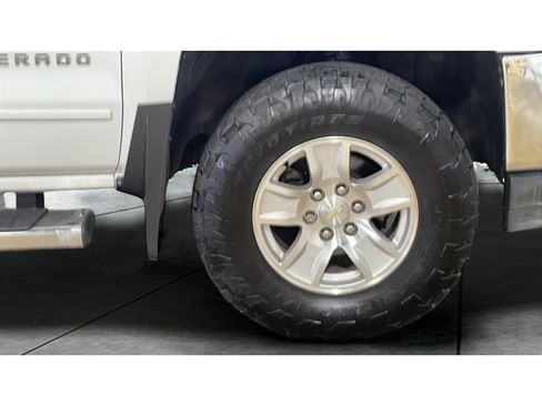 Used 2017 Chevrolet Silverado 1500 LT w/ True North Edition AWD/4WD image 20