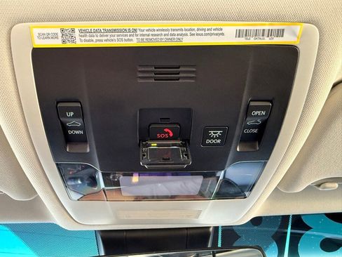 Certified 2025 Lexus ES 350 w/ Accessory Package (Z1) image 29