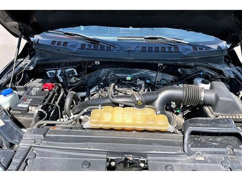 Used 2019 Ford F150 Lariat w/ Equipment Group 502A Luxury AWD/4WD image 31