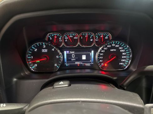 Used 2018 GMC Sierra 1500 SLE w/ SLE Value Package image 15