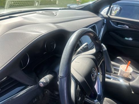 Used 2024 Buick Enclave Avenir w/ Avenir Technology Package image 25