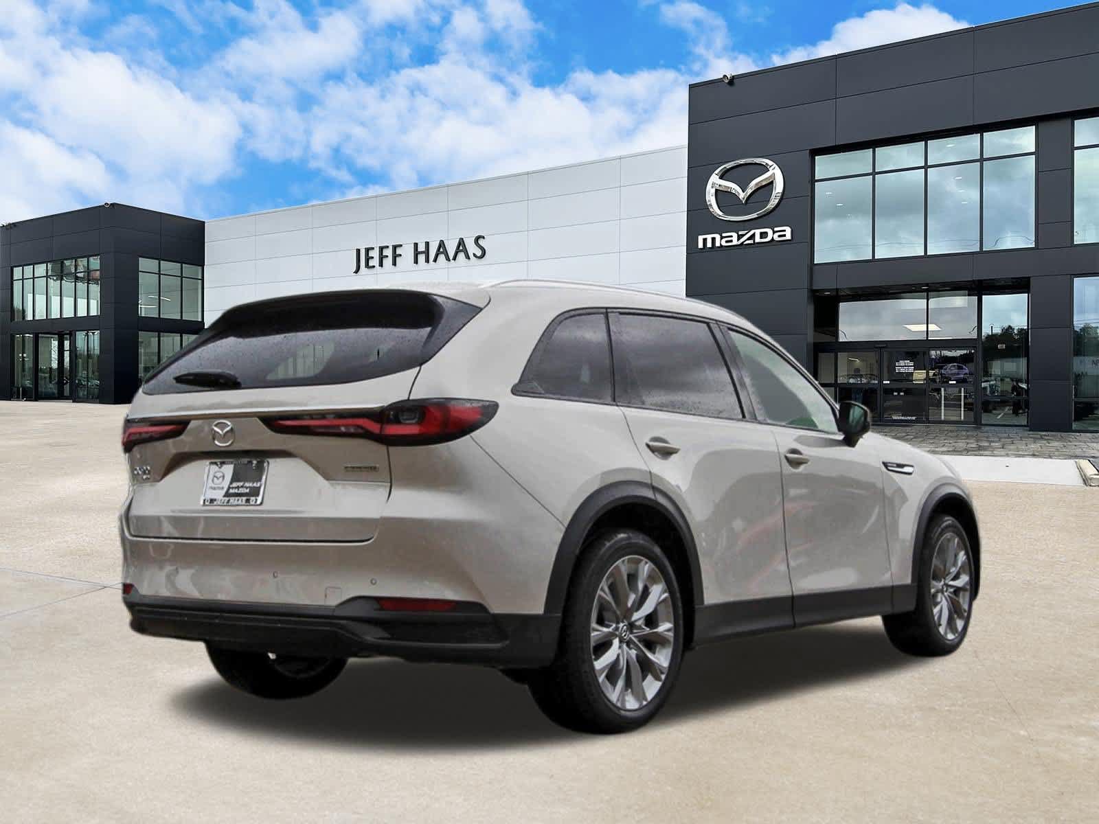 Used 2026 MAZDA CX-90 3.3 Turbo w/ Preferred Package AWD/4WD image 3