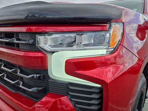 Used 2022 Chevrolet Silverado 1500 RST w/ Convenience Package II AWD/4WD image 6
