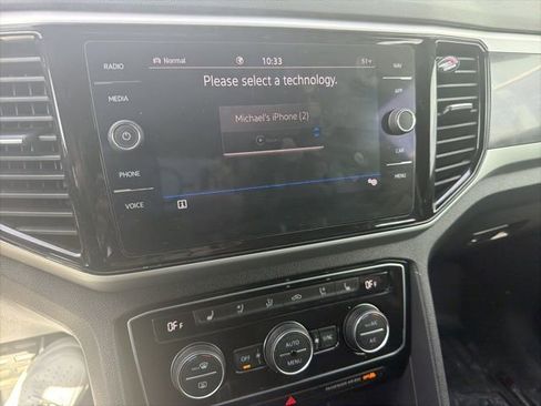 Used 2022 Volkswagen Atlas Cross Sport SEL Premium R-Line image 24