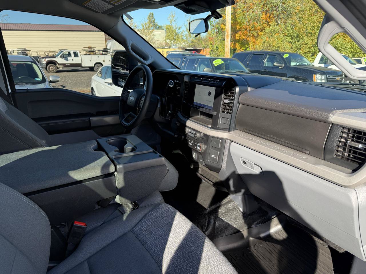 Used 2024 Ford F250 XLT w/ FX4 Off-Road Package AWD/4WD image 21