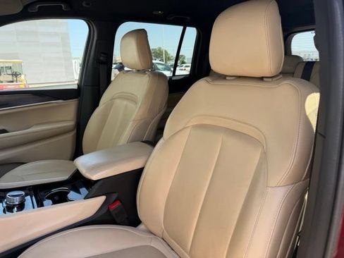 Used 2023 Jeep Grand Cherokee Limited AWD/4WD image 18