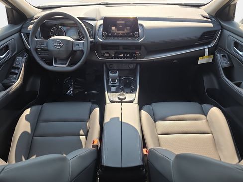 New 2026 Nissan Rogue Dark Armor AWD/4WD image 9
