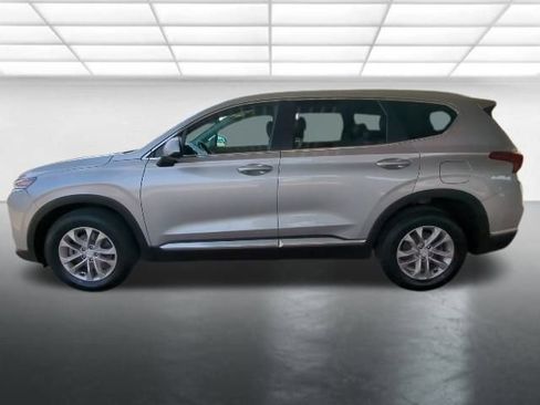 Used 2020 Hyundai Santa Fe SE image 12