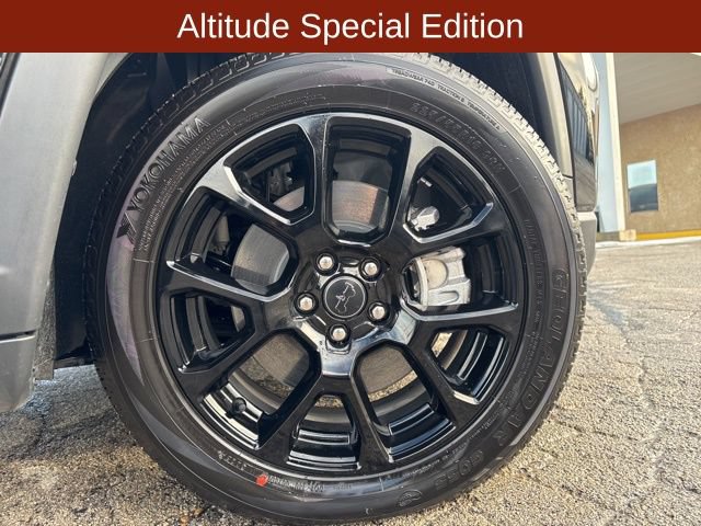 New 2026 Jeep Compass Latitude AWD/4WD image 16