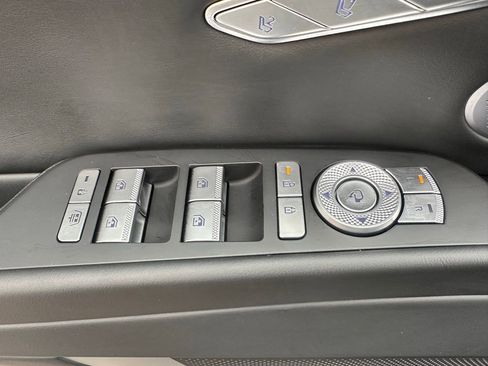 Used 2025 Genesis G80 3.5T Sport Prestige image 28