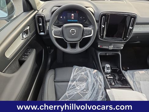 New 2026 Volvo XC40 B5 Plus w/ Protection Package Premier image 8